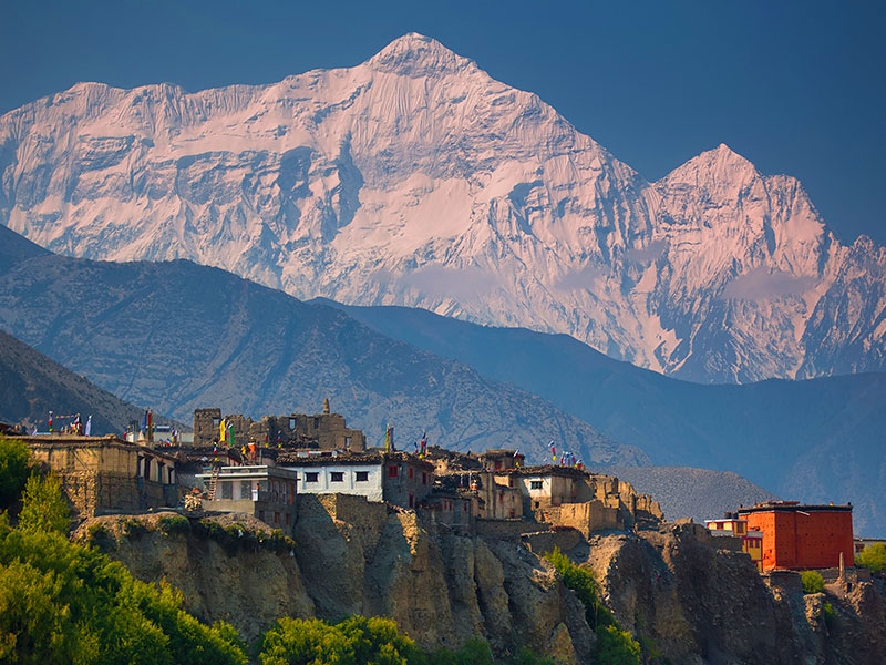 Mustang – A Nepali Tourism Destination for Exciting Valleys and Explorable Caves