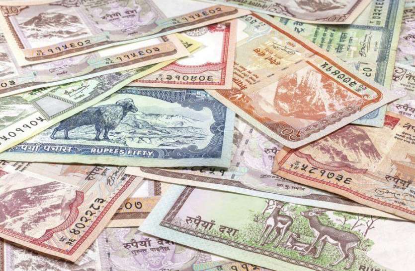 New Nepal Law Bans Writing on Currency Notes