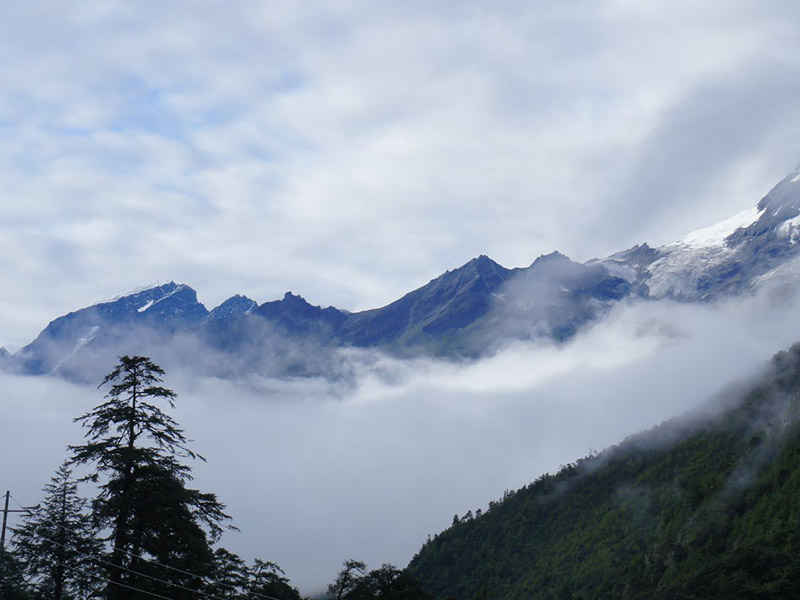 Nepal Scales World’s Tallest Mountain, Mt. Qomolangma