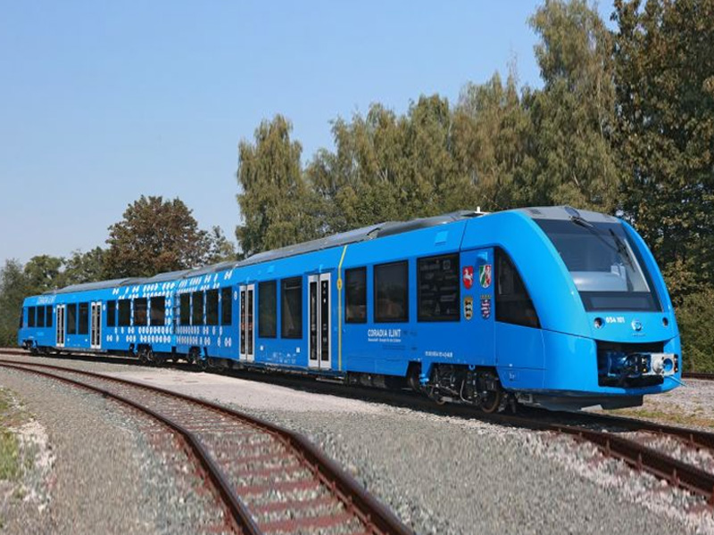 World First Pollution-Free Hydrogen Train Rolled Out!