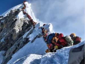 Nepal Says ‘Everest Rules’ Might Change After Traffic Jams and Deaths