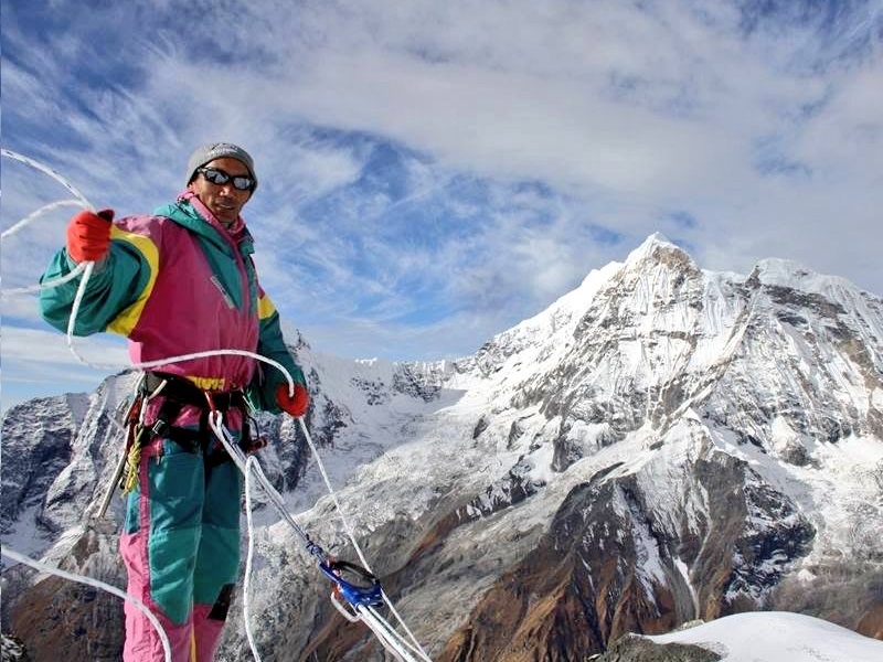 Nepal’s Kami Rita Sherpa Sets Record, Climbs Mt. Everest 23rd Time!