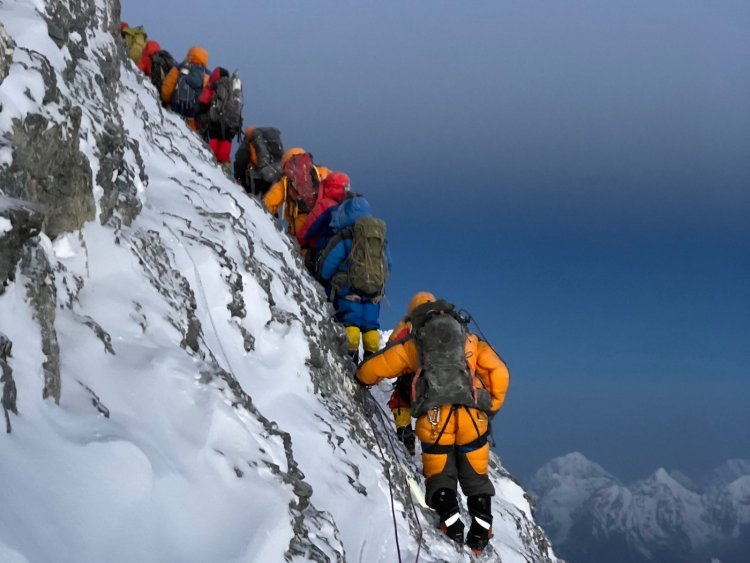 Reassessment of Everest Permit