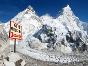 Apple/Google Labels ‘Mount Everest’ in China!